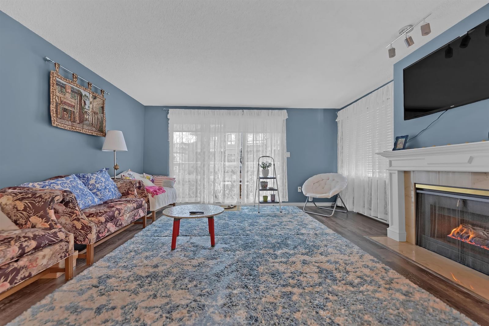Listing Image 17