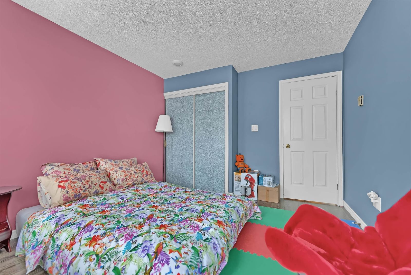 Listing Image 25