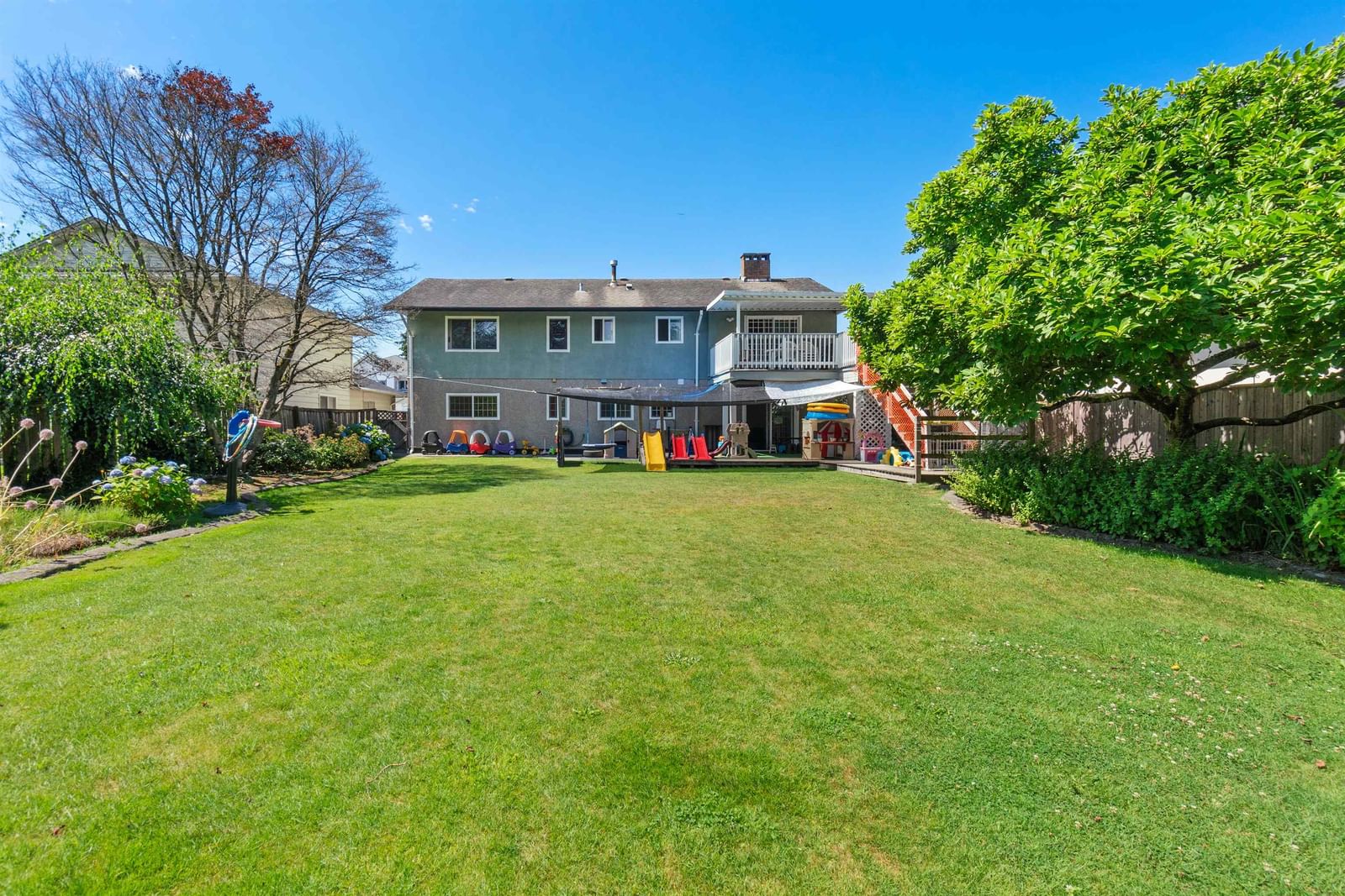 Listing Image 12