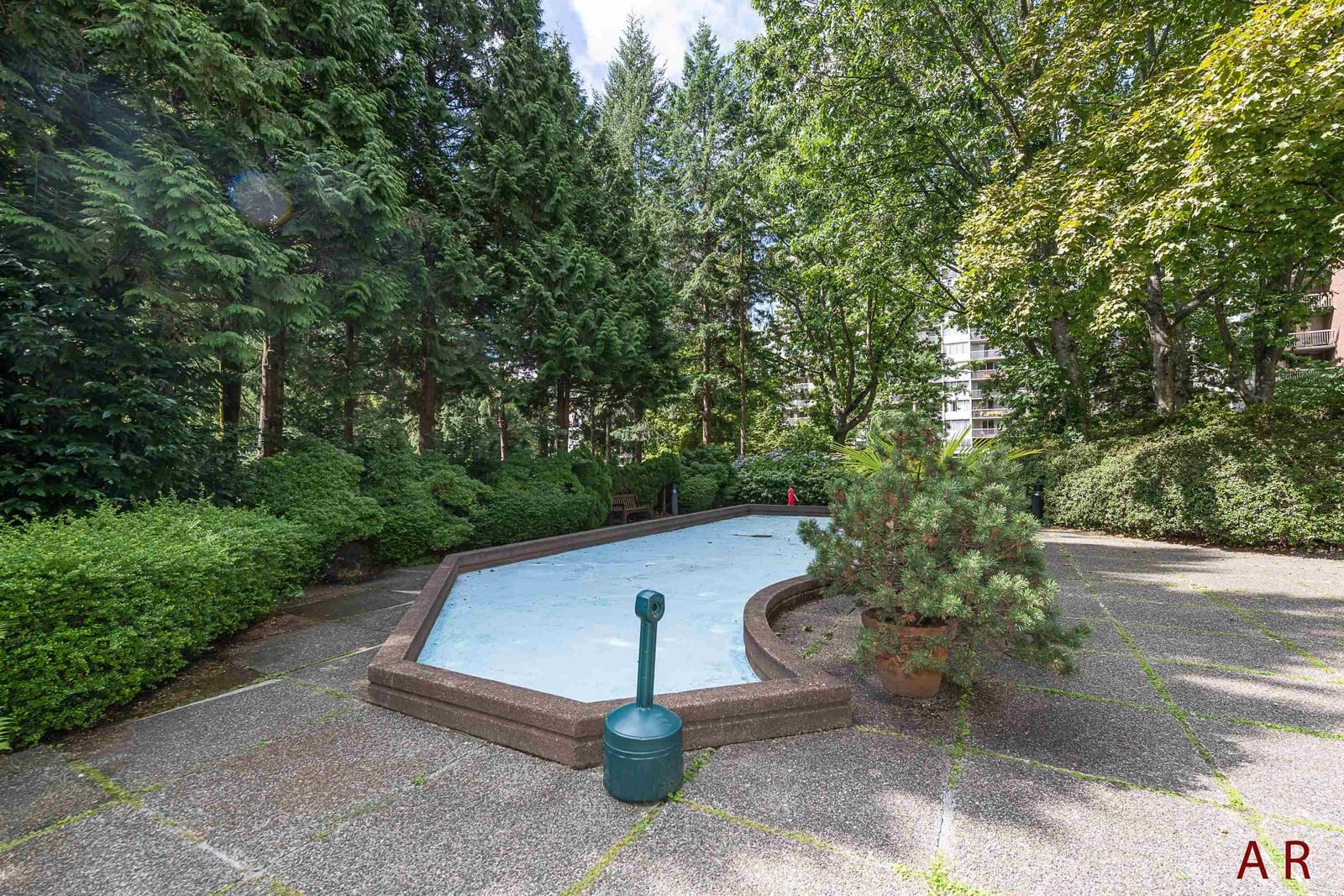 Listing Image 19