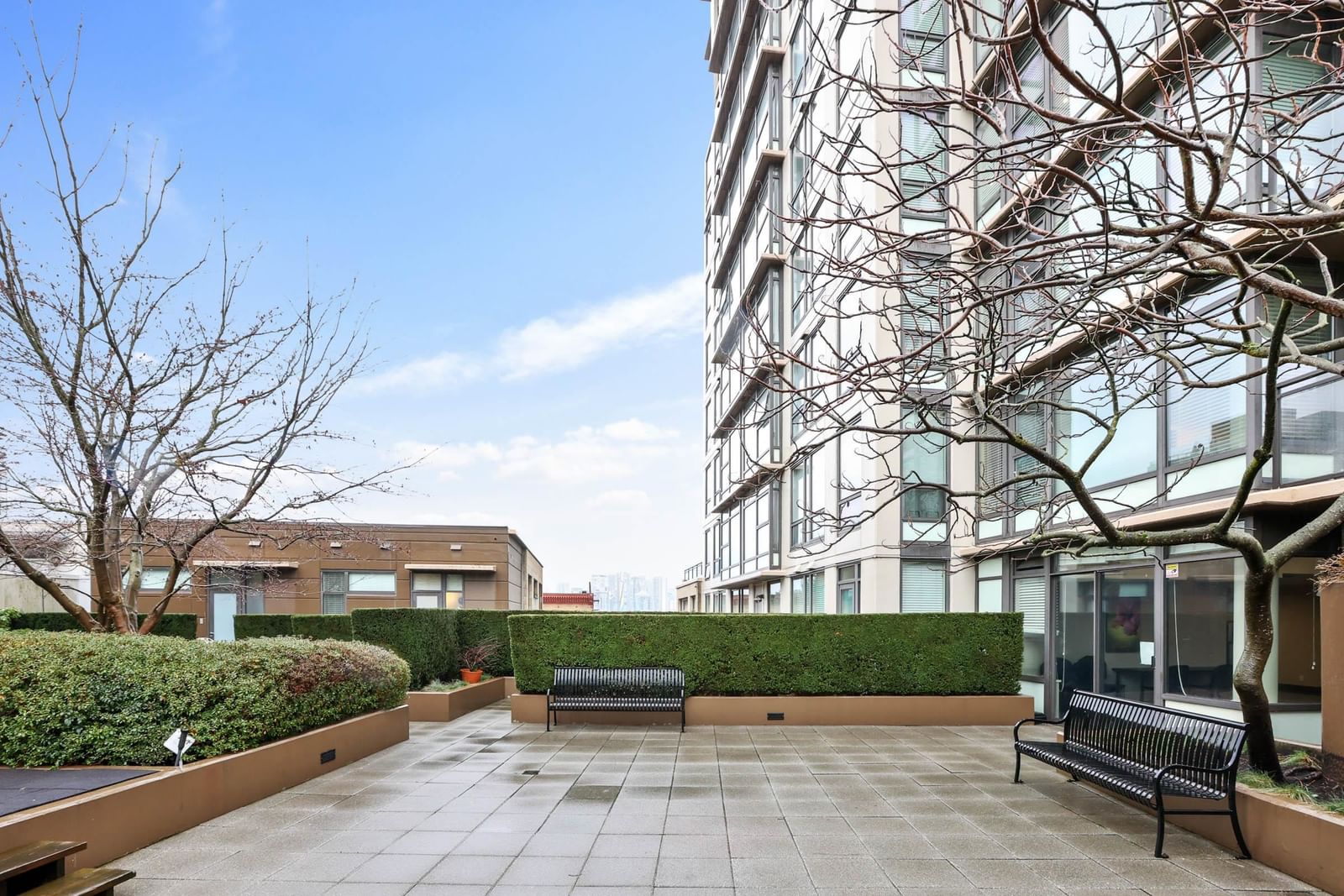 Listing Image 13