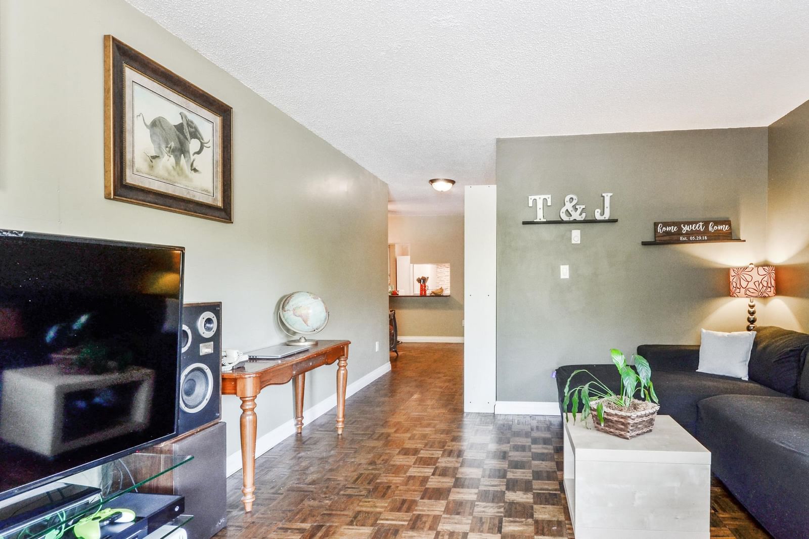 Listing Image 14