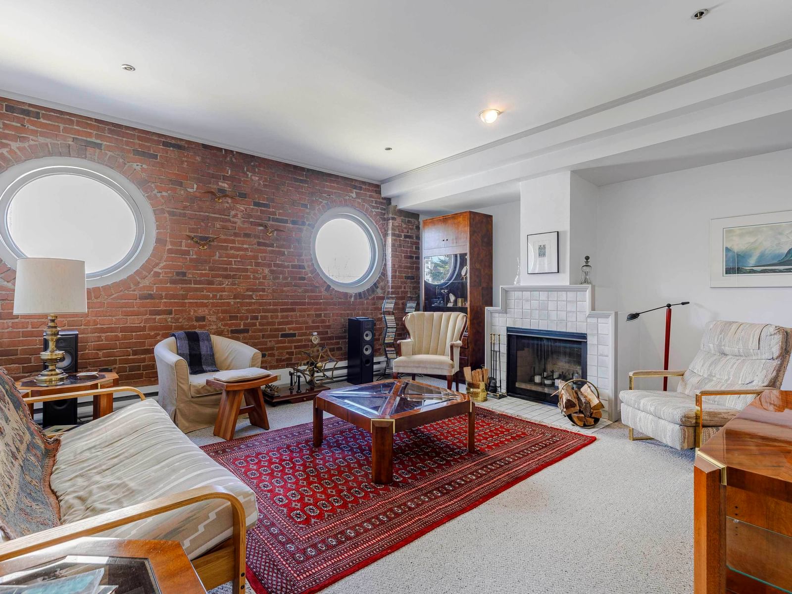 Listing Image 16