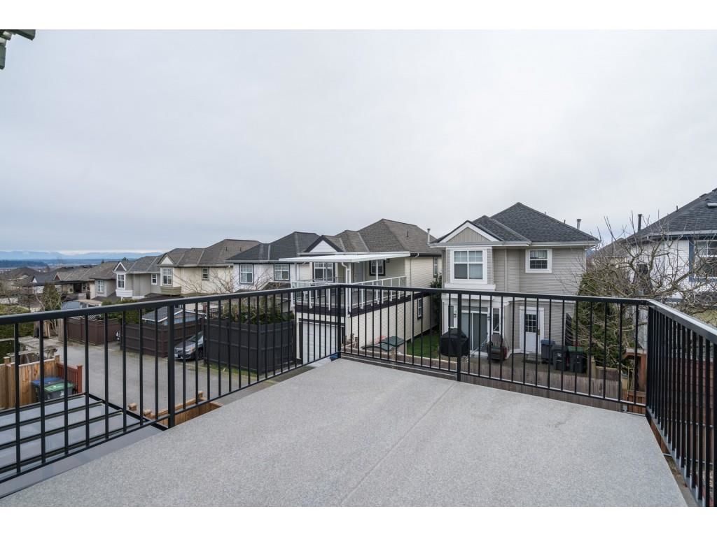 Listing Image 32