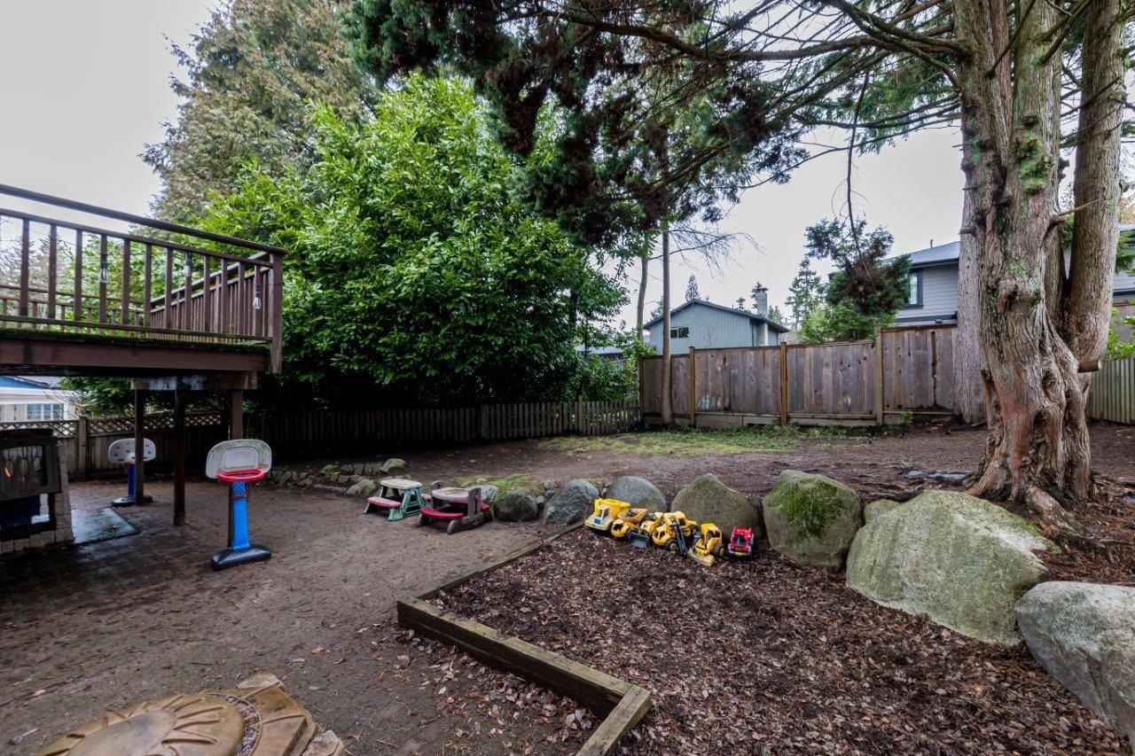 Listing Image 16