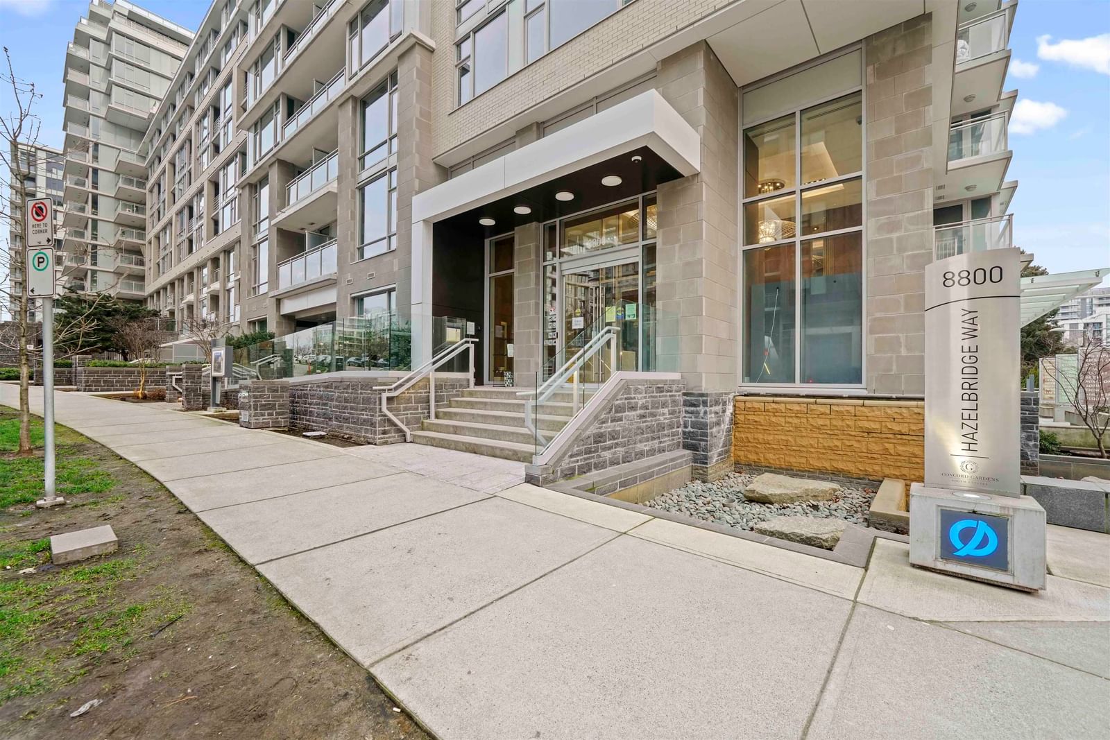 Listing Image 3