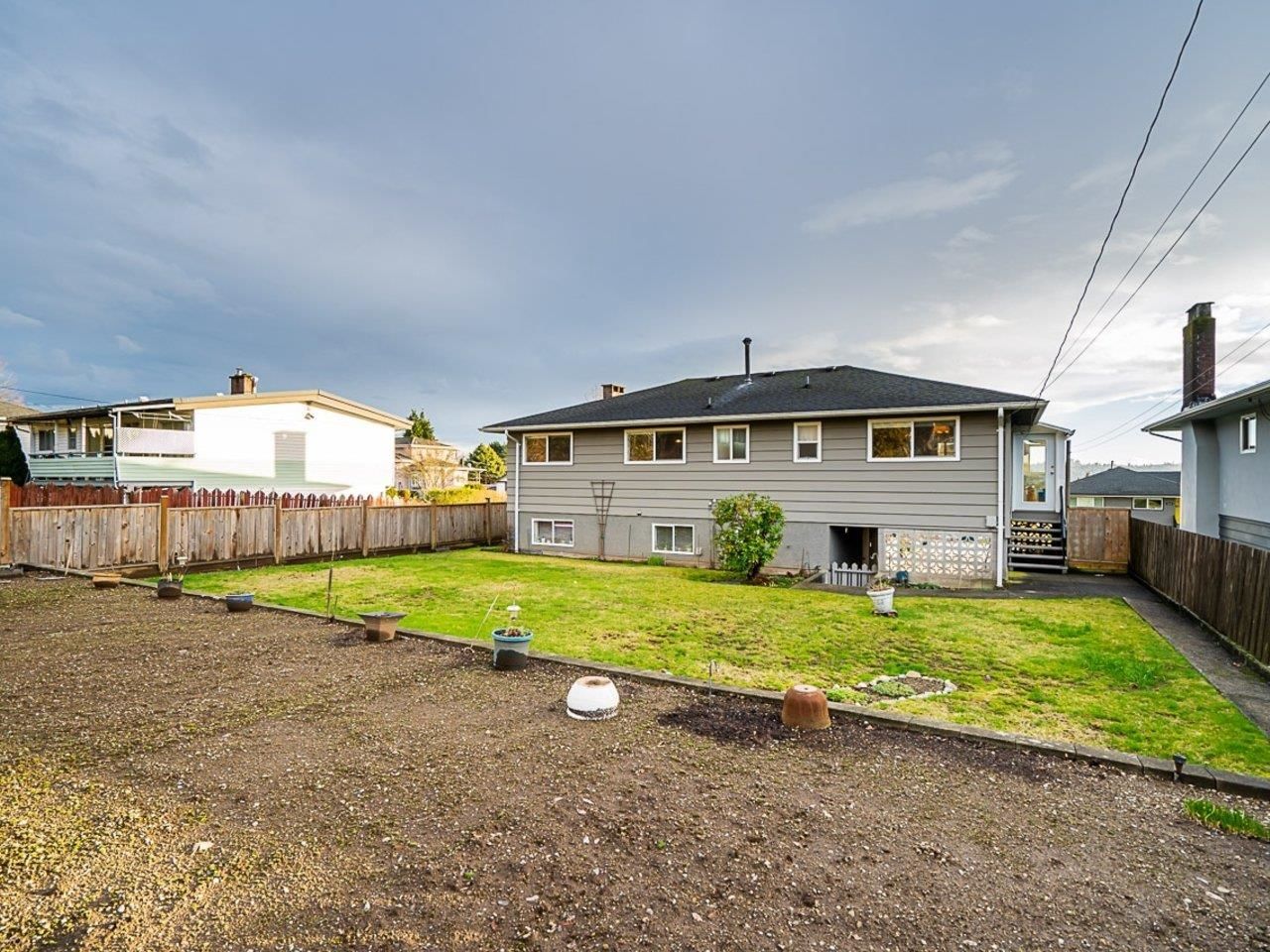 Listing Image 24