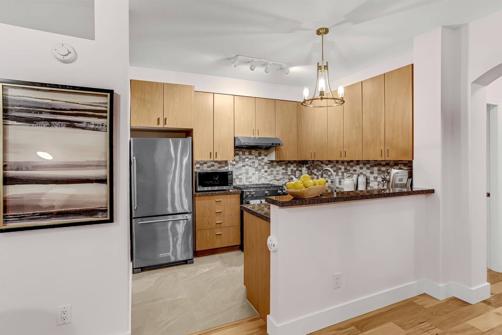 Listing Image 15
