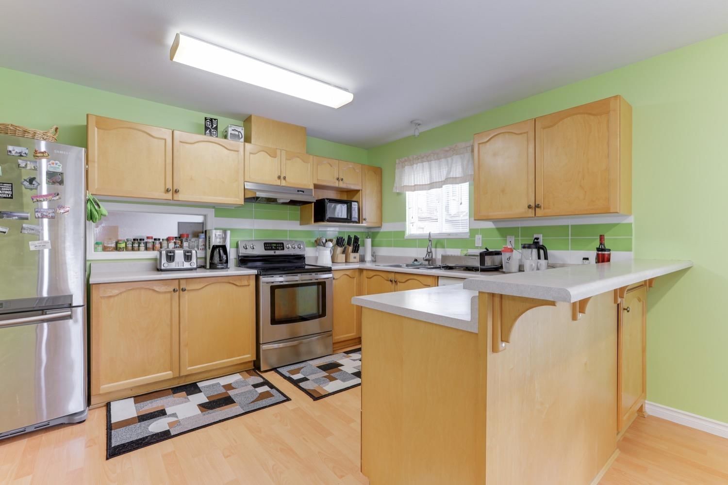 Listing Image 8