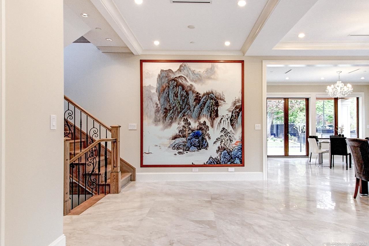 Listing Image 11
