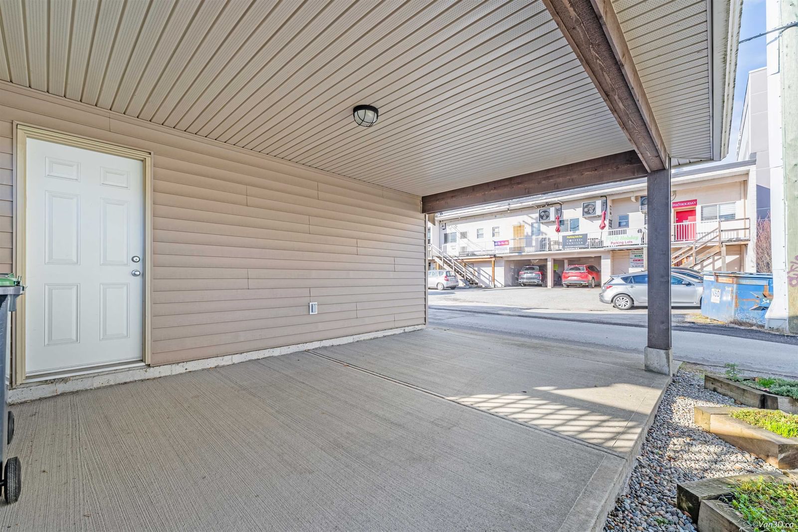 Listing Image 28