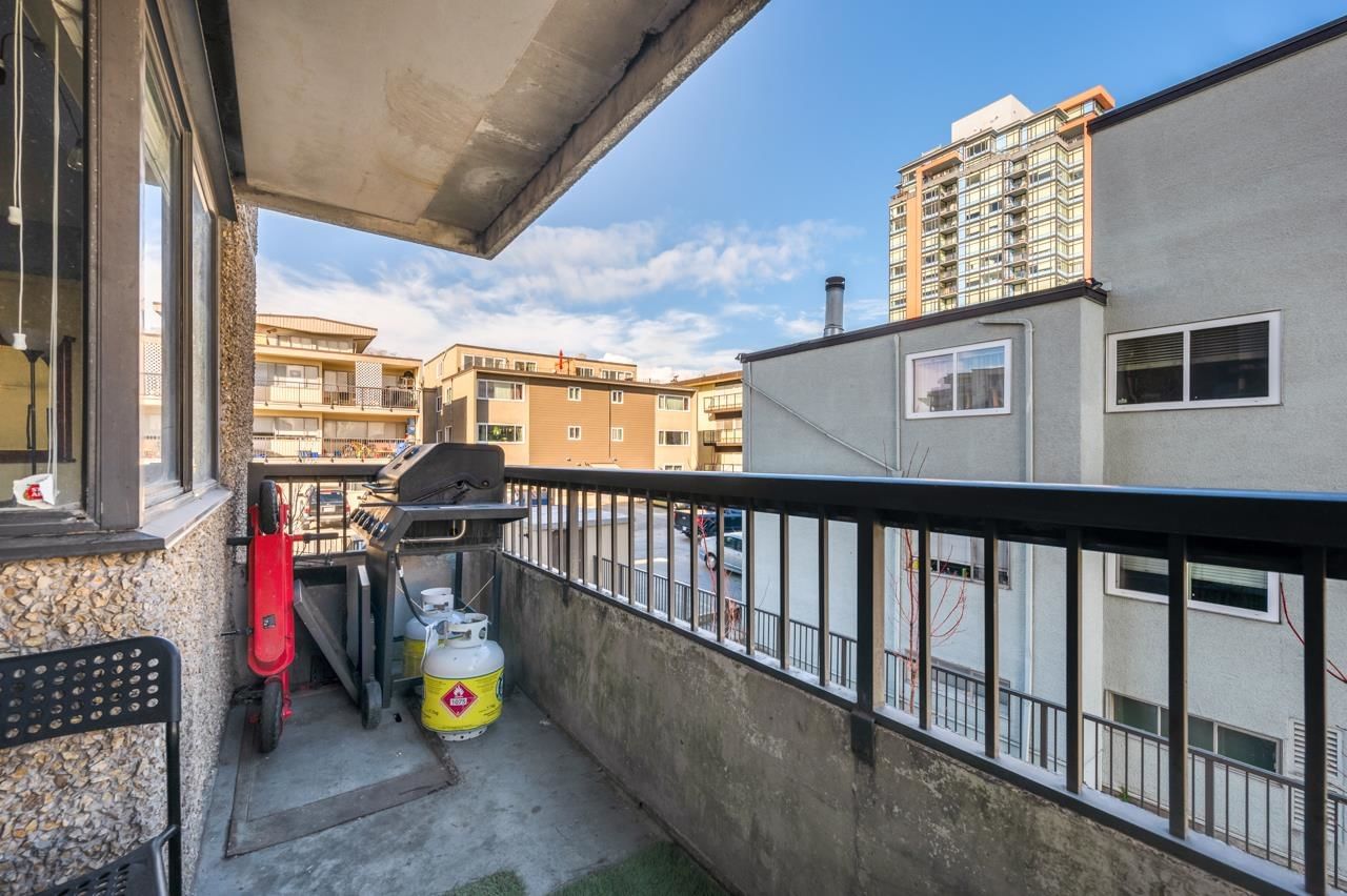 Listing Image 18
