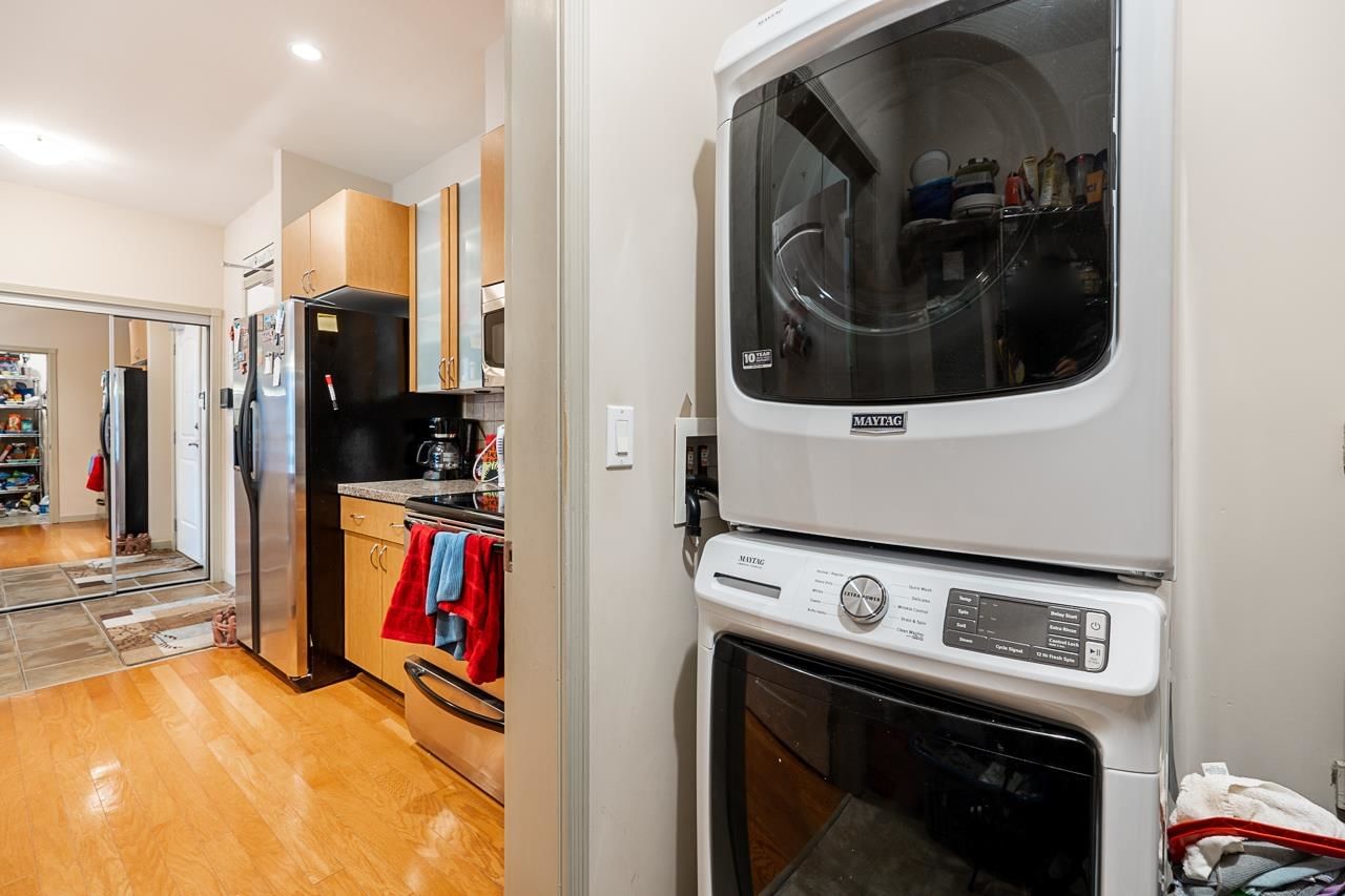 Listing Image 21