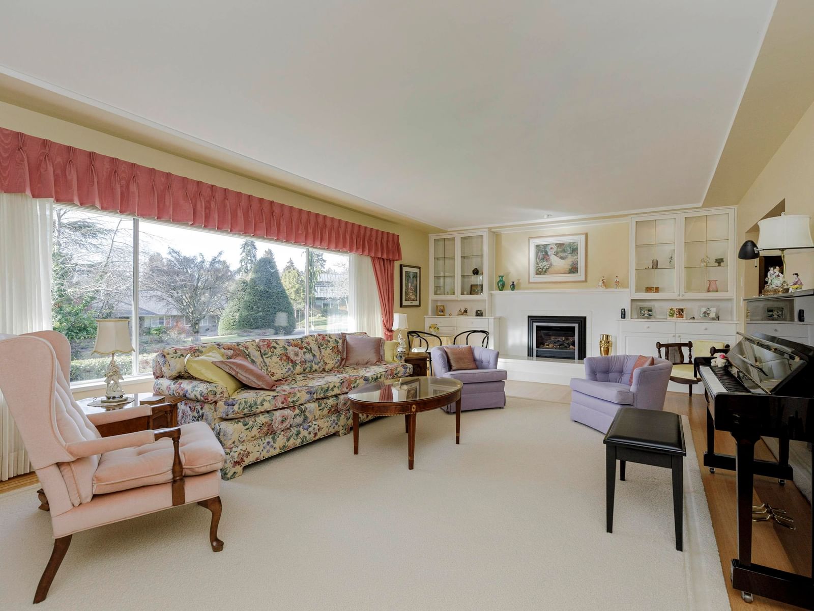 Listing Image 5
