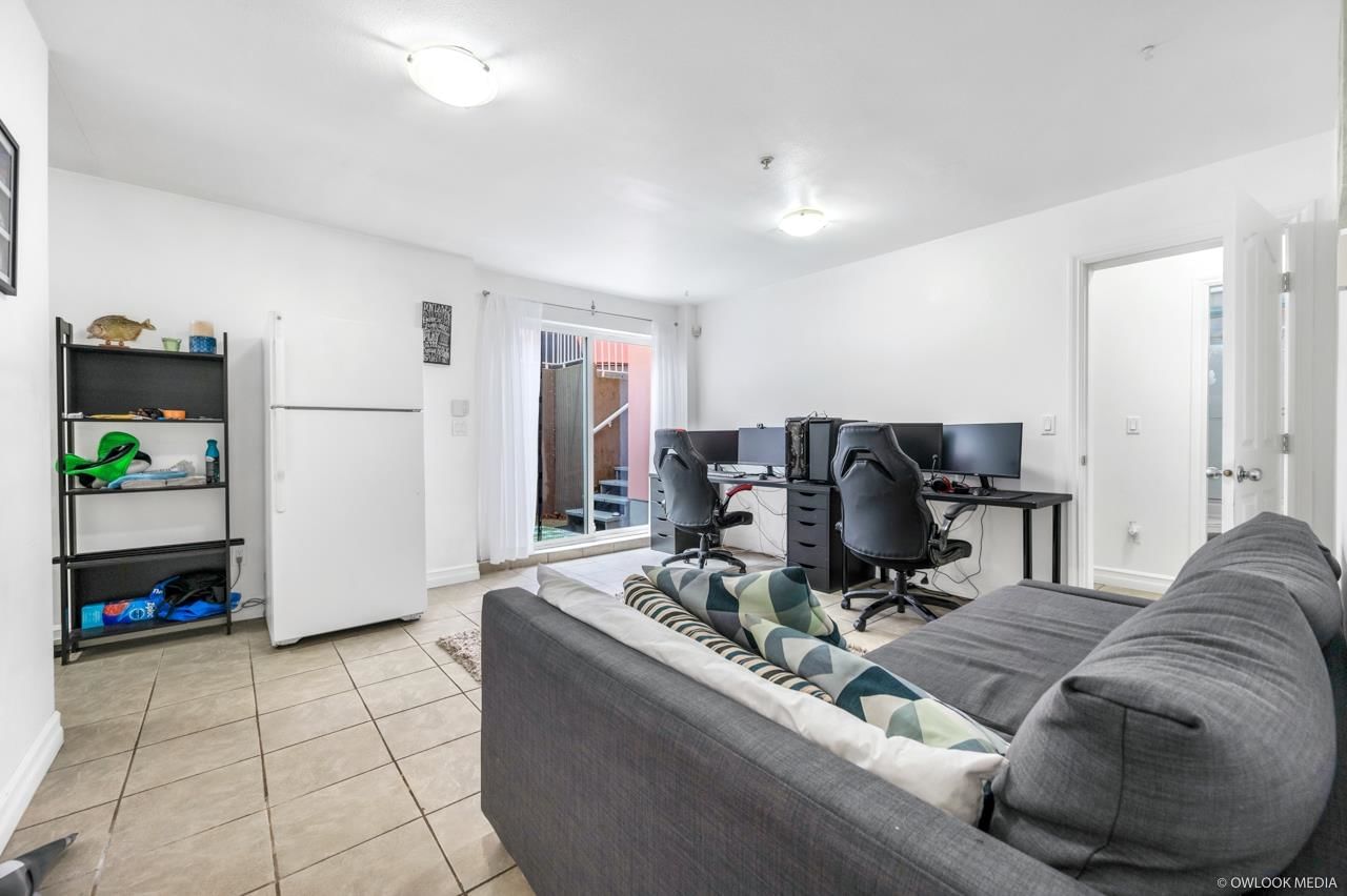 Listing Image 23