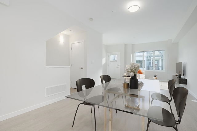 162 - 19451 Sutton Avenue