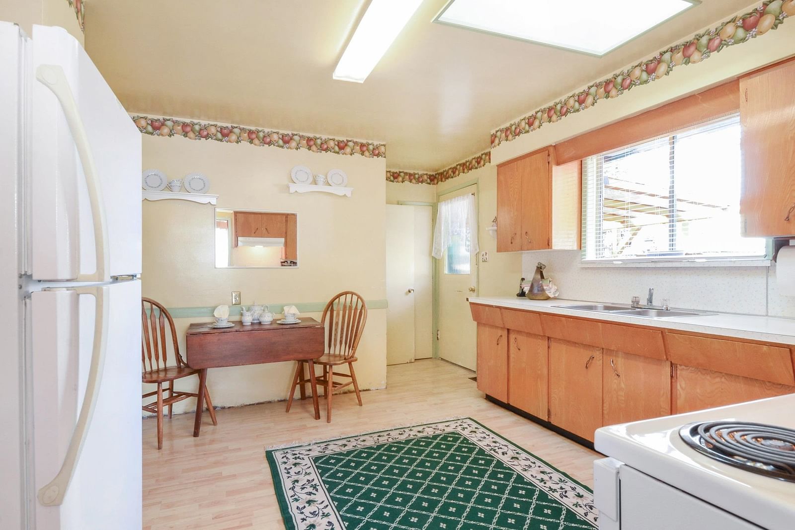 Listing Image 9