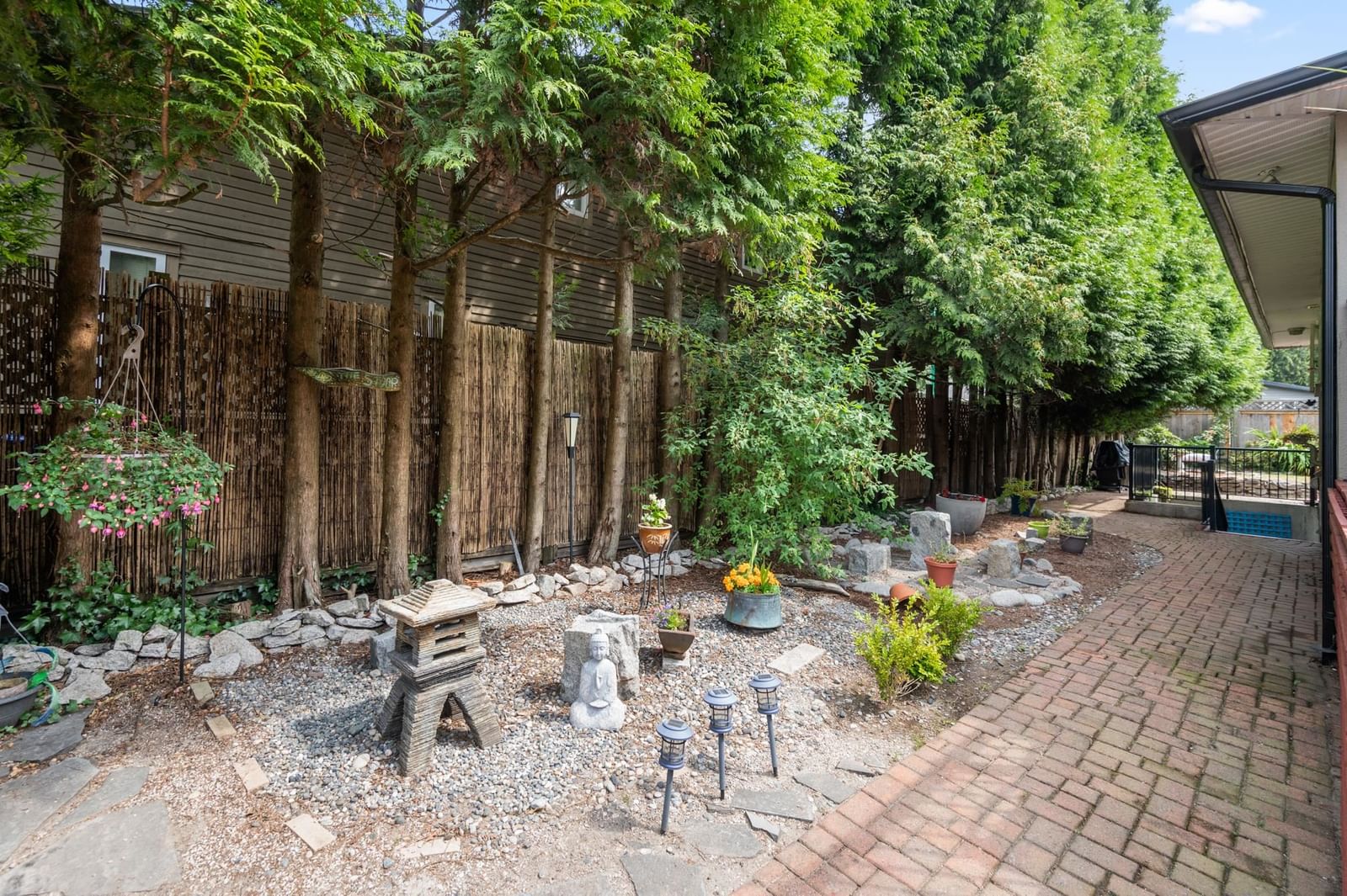 Listing Image 34