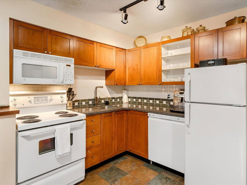 3 - 4388 Northlands Boulevard, Whistler, V8E 1C6 | Image 2