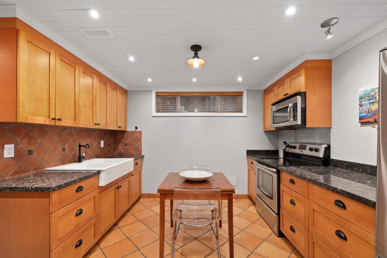 Listing Image 20