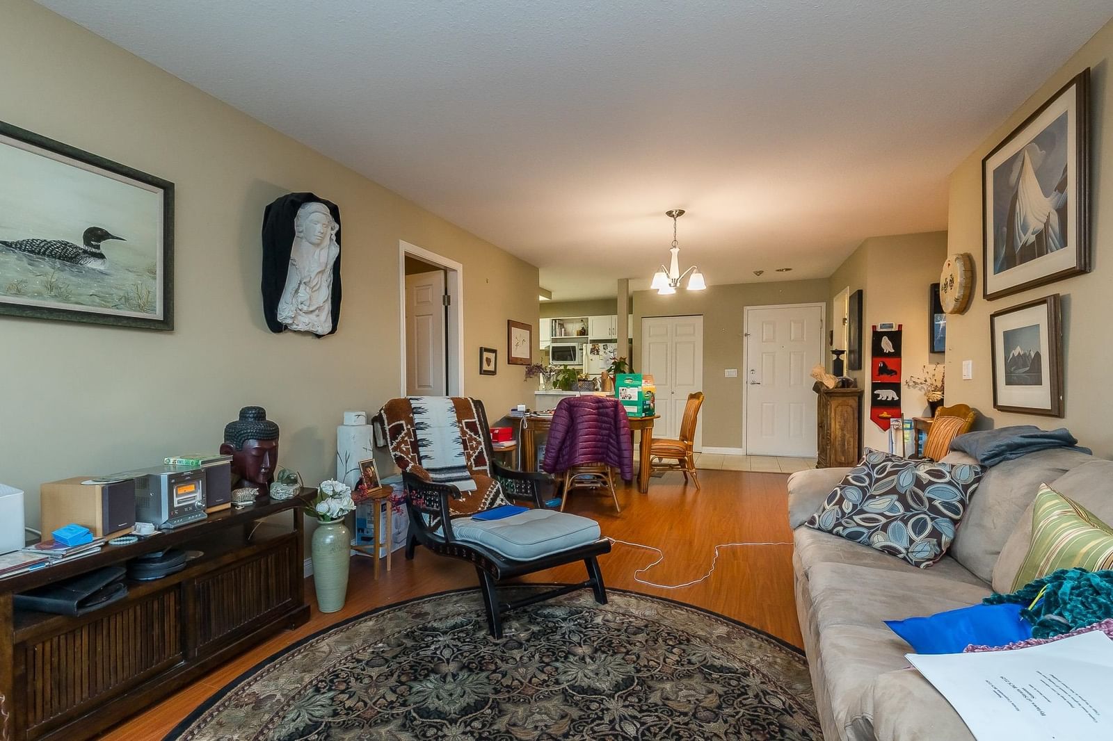 Listing Image 16