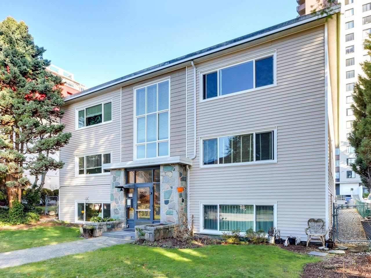 Listing Image 18