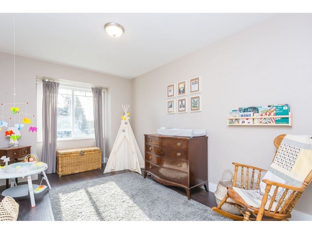 Listing Image 14