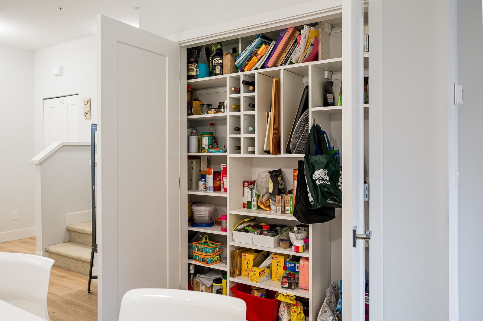 Listing Image 11