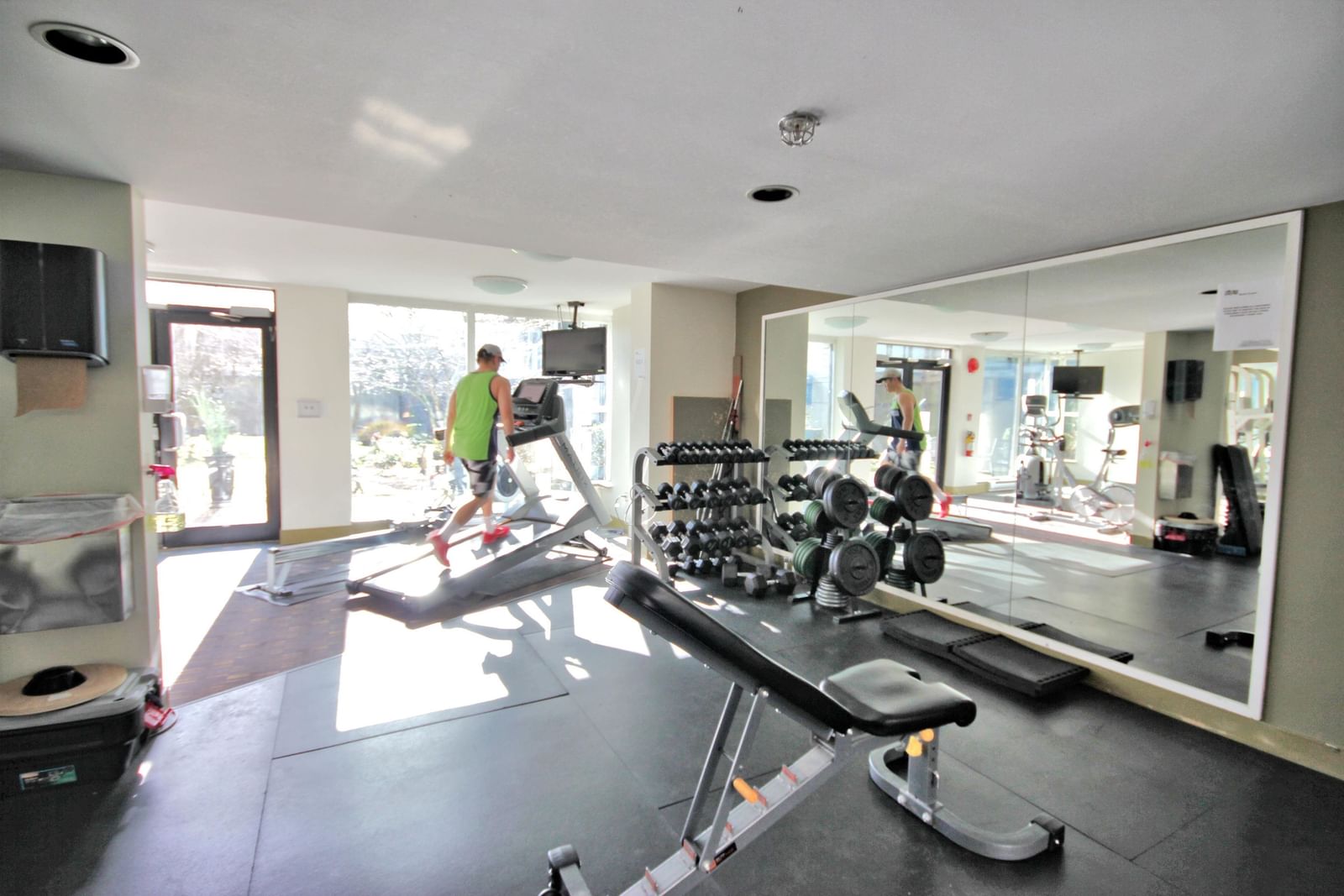 Listing Image 22
