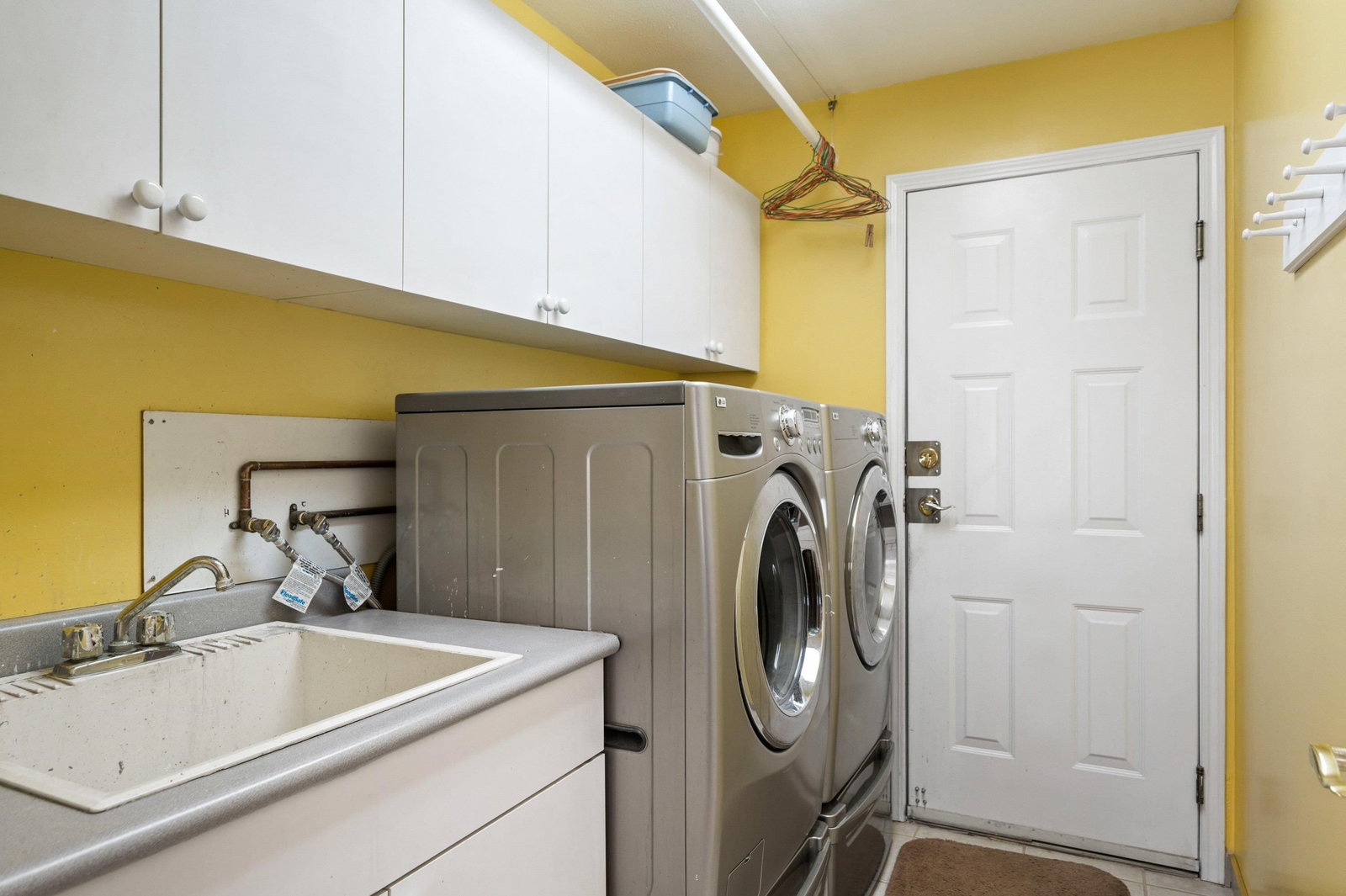 Listing Image 21