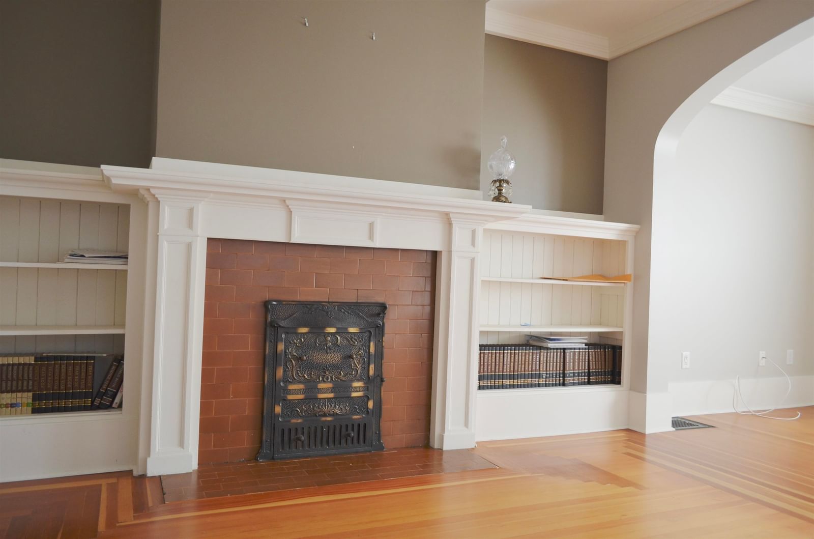 Listing Image 12