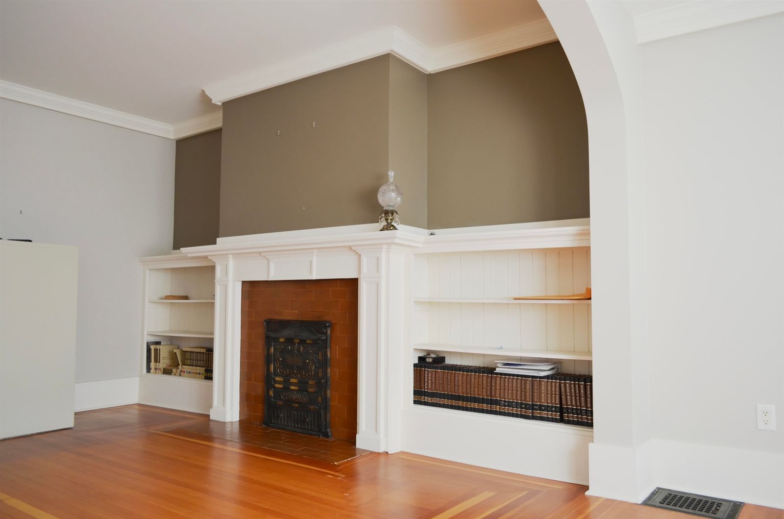 Listing Image 13
