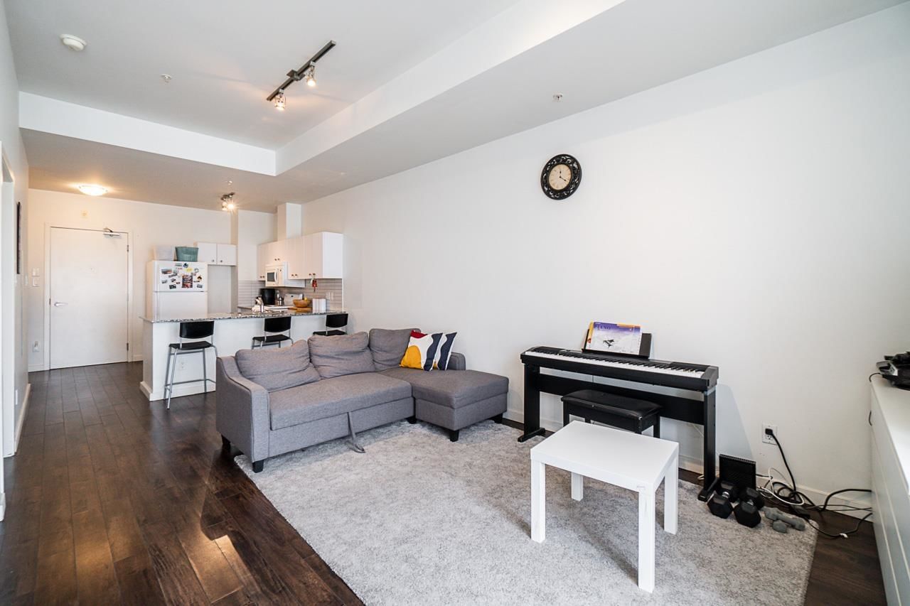 Listing Image 15