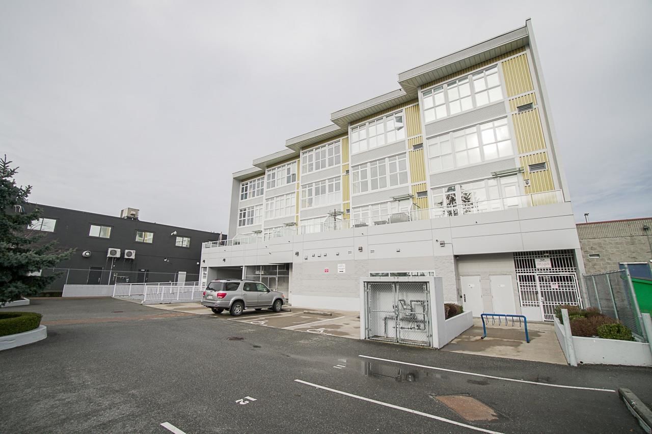Listing Image 21