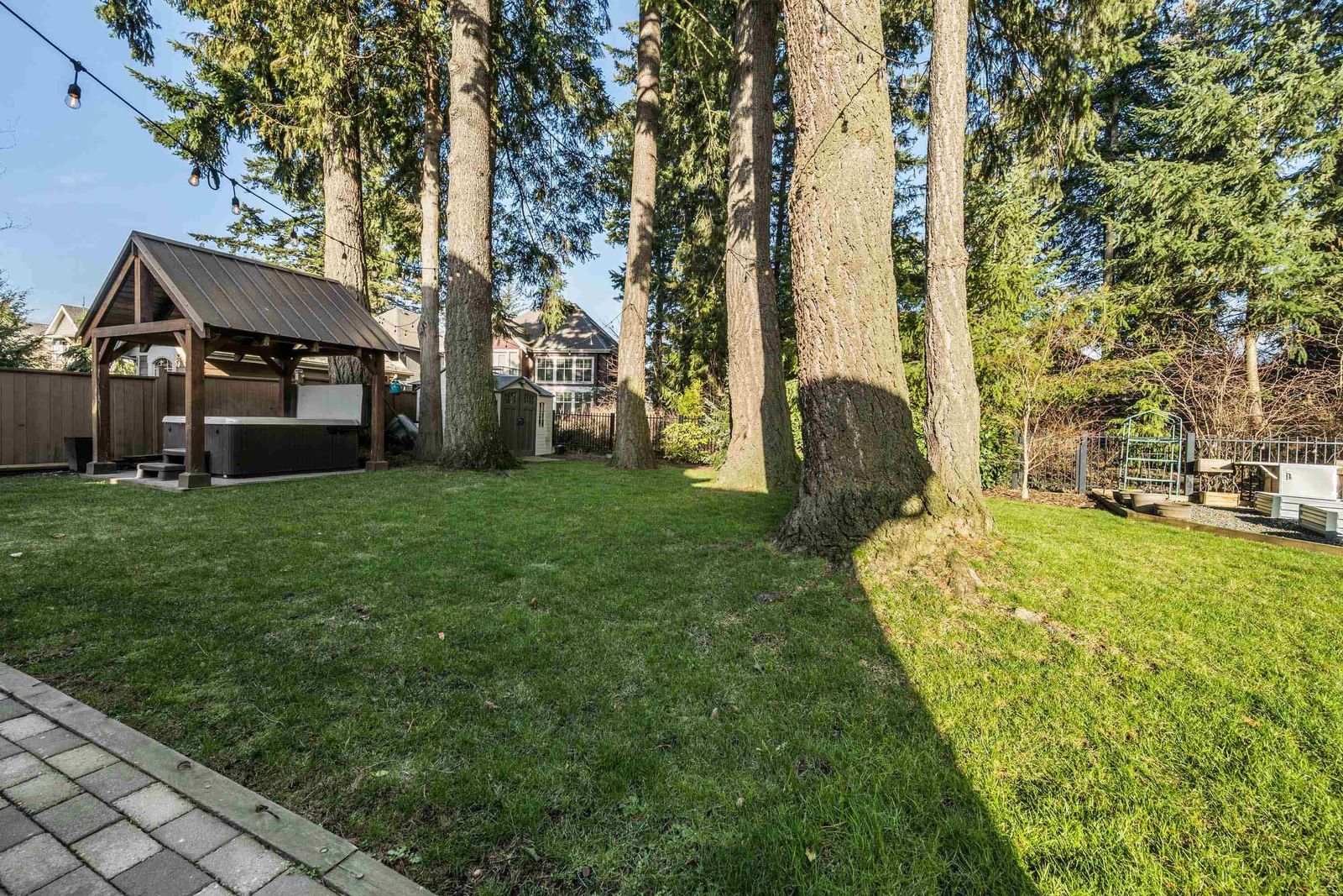 Listing Image 38