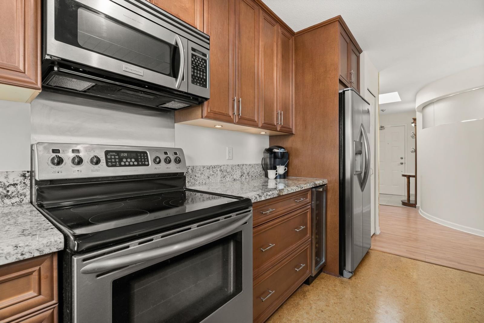 Listing Image 18