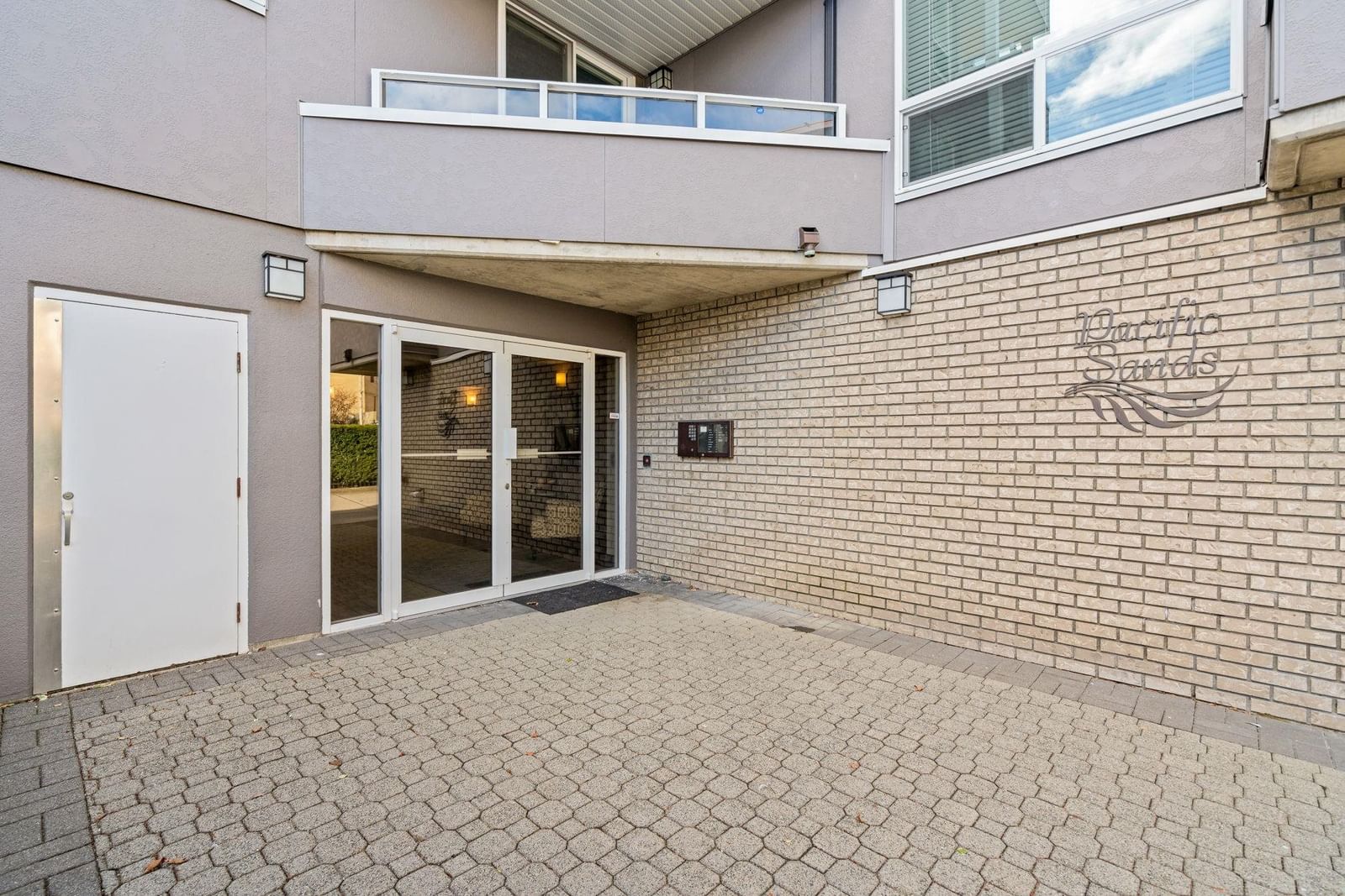 Listing Image 33