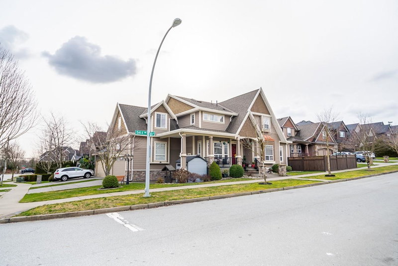 18938 54a Avenue, Surrey, V3S 6R4 | Image 2