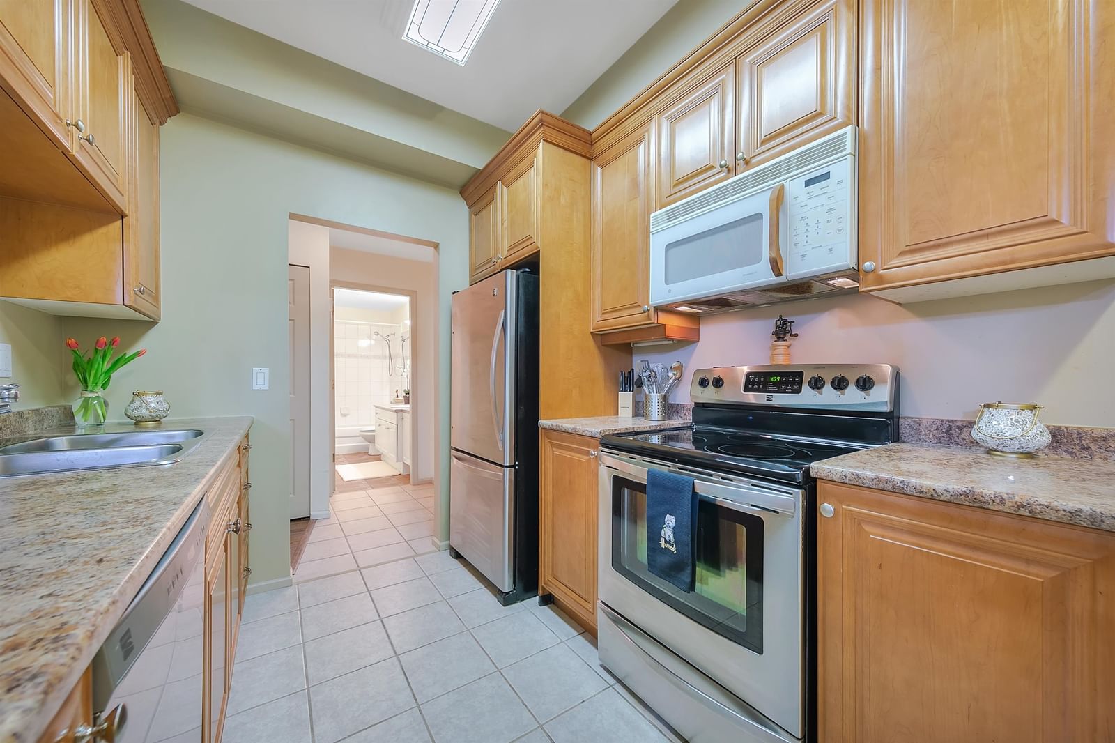 Listing Image 9
