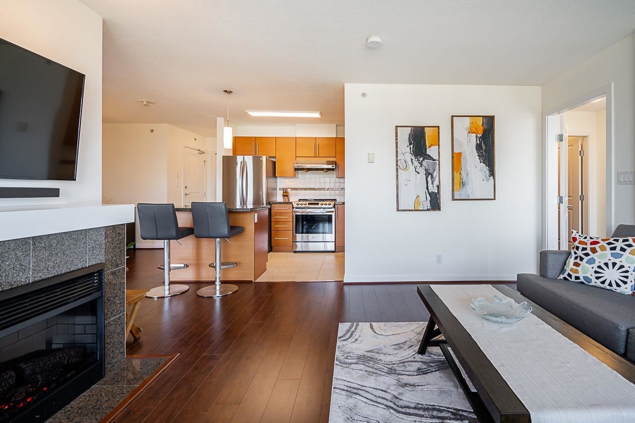 Listing Image 13