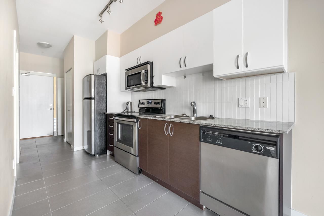 Listing Image 11
