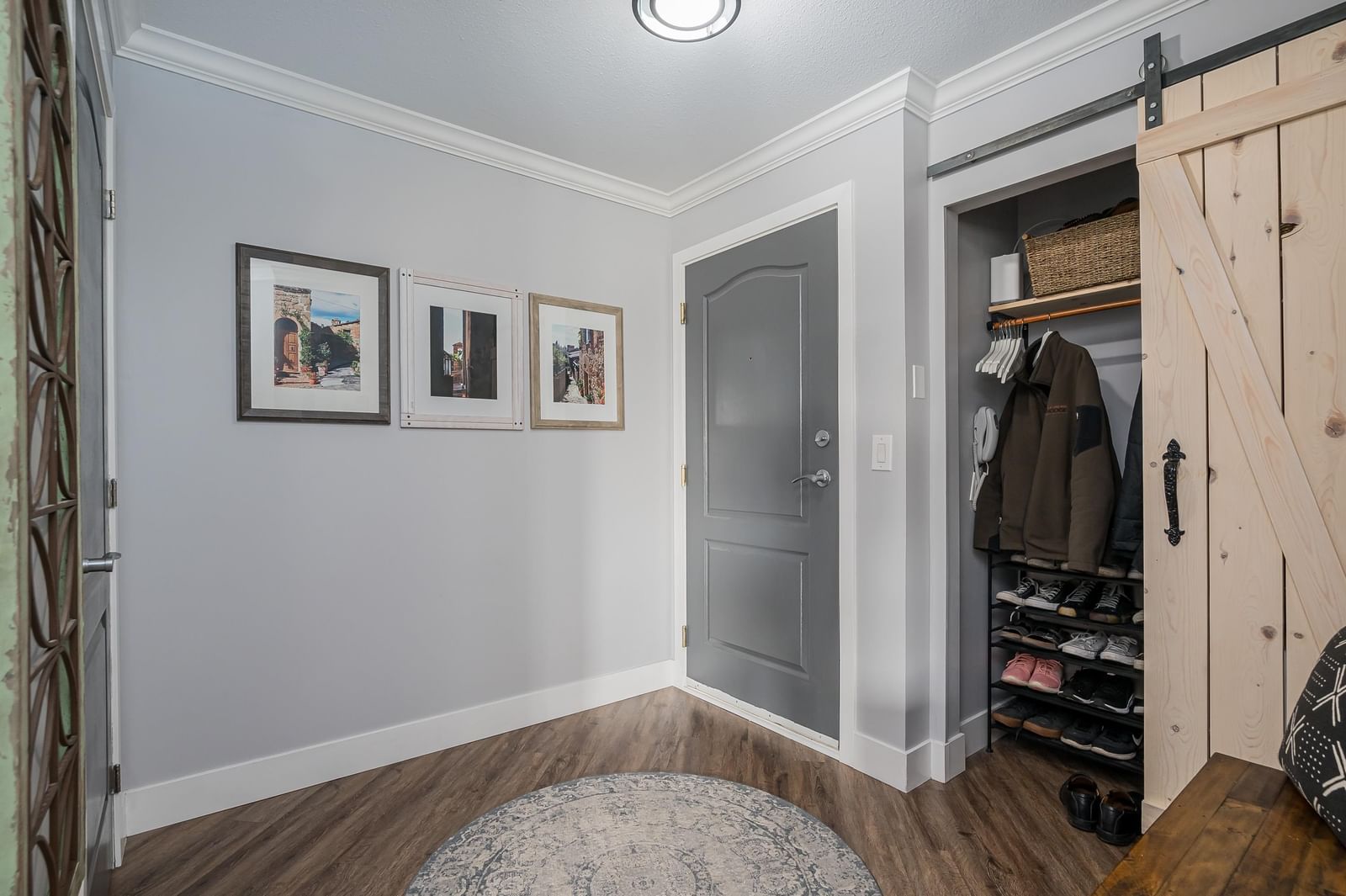 Listing Image 19