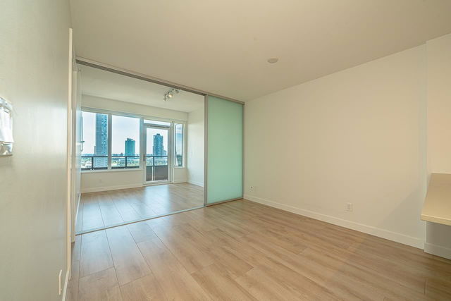 1504 - 10626 City Parkway