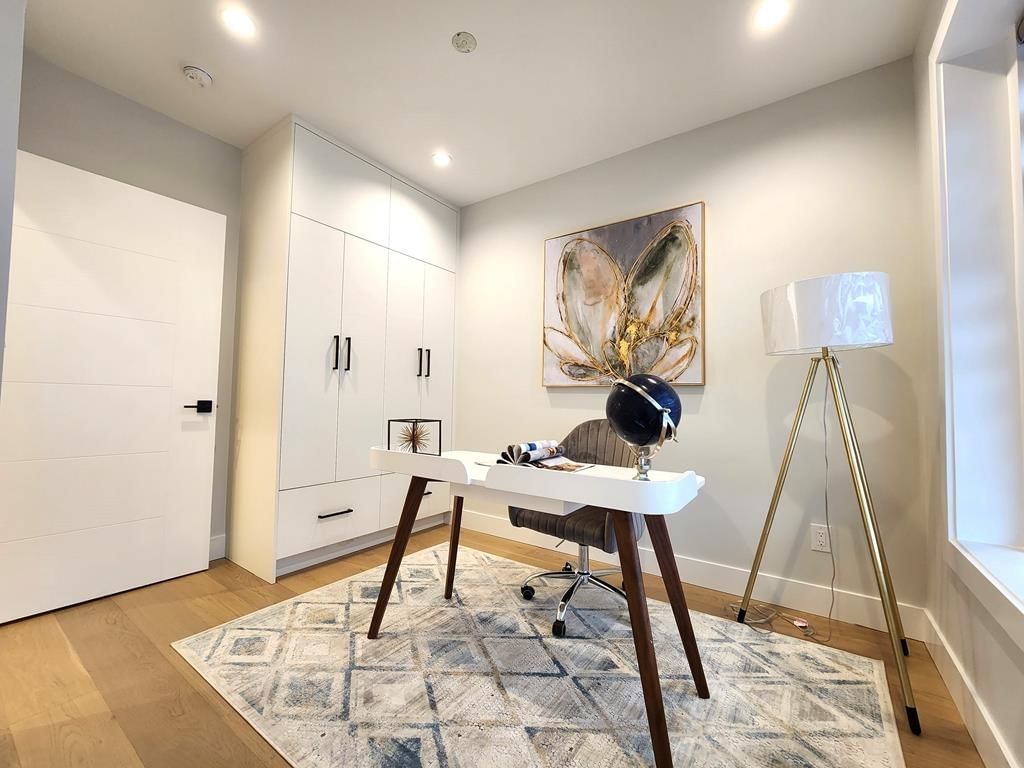 Listing Image 21