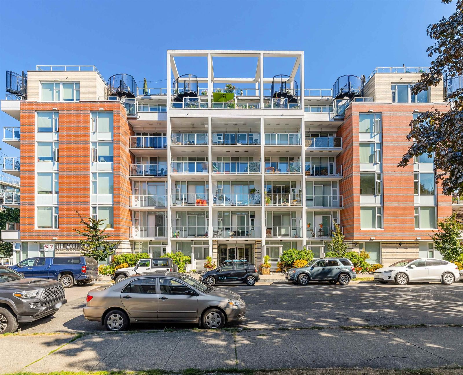 Listing Image 21