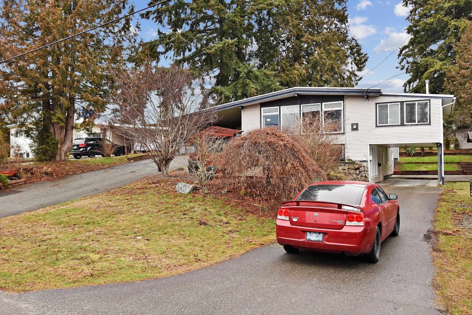 Listing Image 3