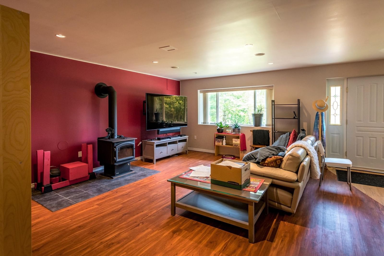 Listing Image 11