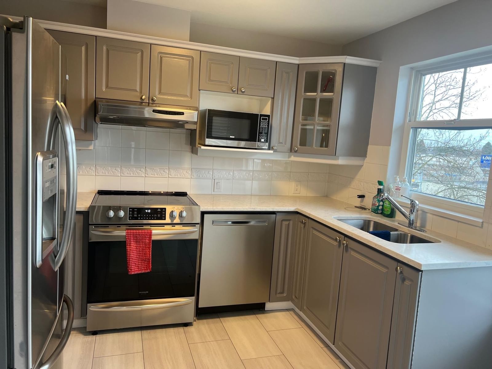 Listing Image 15