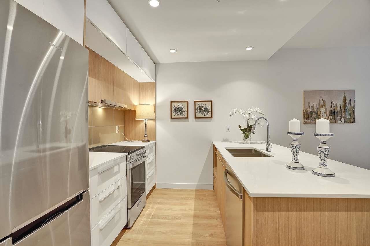 Listing Image 13