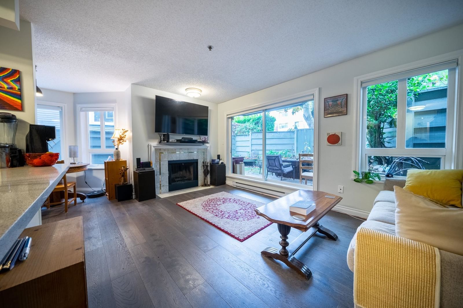 Listing Image 6